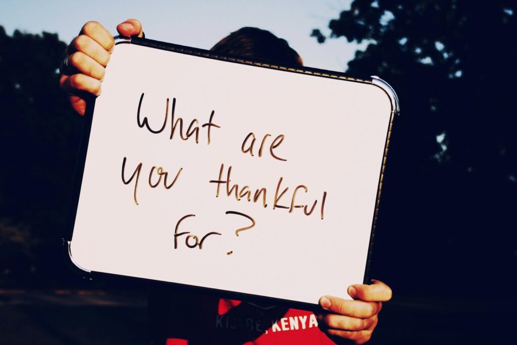 thankful quotes for november: Ẅhat are you thankful for? written on a small, personal whiteboard