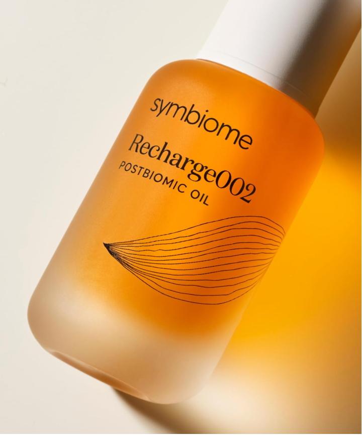 best hydrating face oil - a pic of the product bottle and its contents